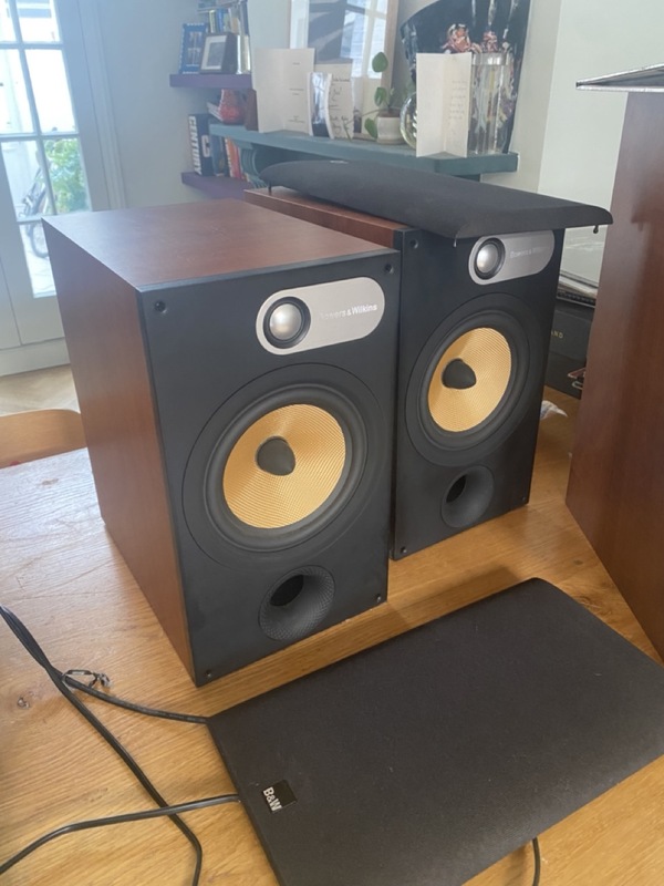 B&w 685 s2 for deals sale
