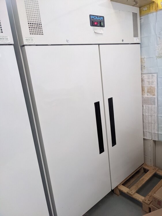 Fridge1.thumb.jpg.aebc7e3589fdfefe0f29e97dbaaec9b9.jpg