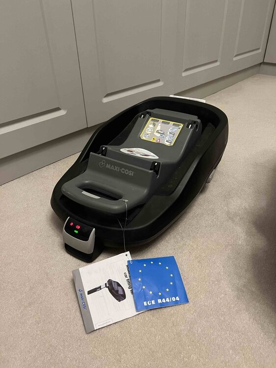 Maxicosi3.thumb.jpg.f3975f5792fc031ff92cd705c6cd0e23.jpg