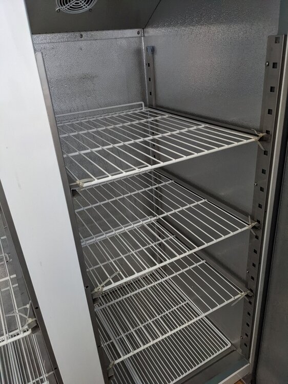 fridge3.thumb.jpg.0791d2bb907334a4813f831caec949c8.jpg