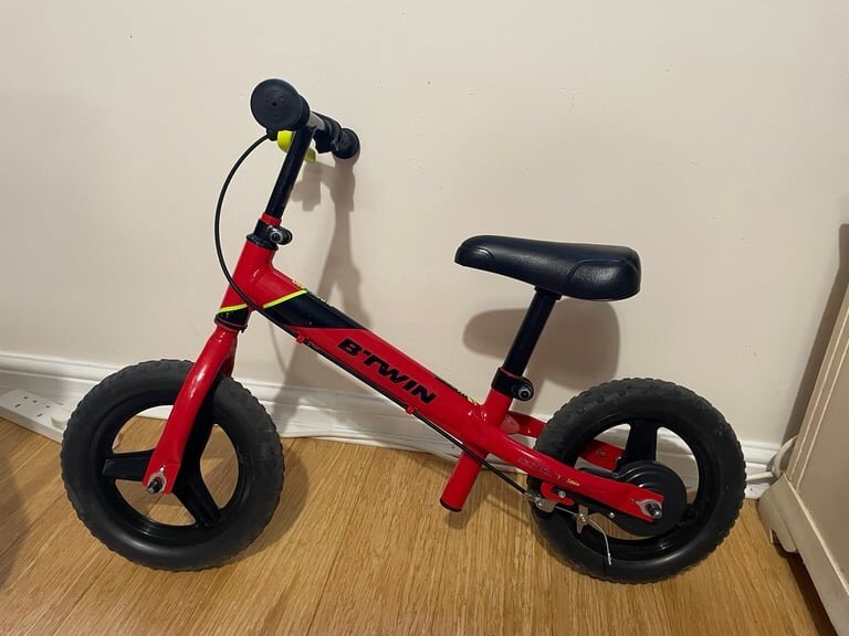Balance bike best sale btwin
