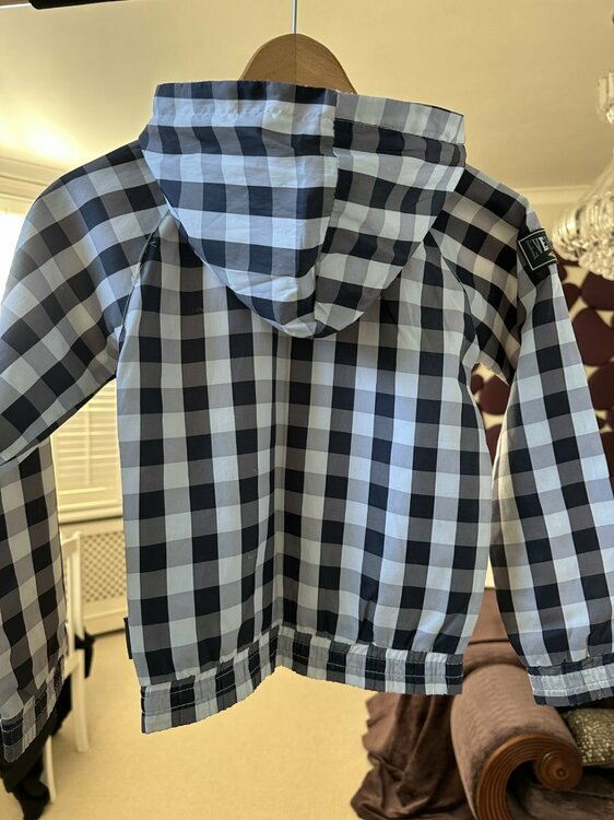 Everlast Raincoat2.jpg