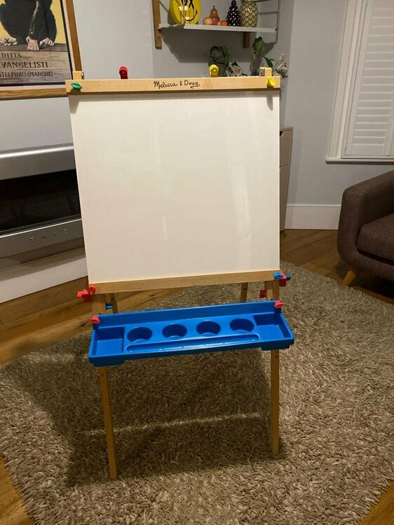 Easel.jpeg