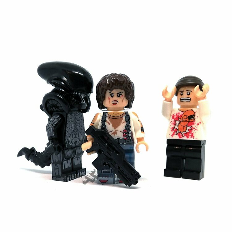 Alien Set.jpg