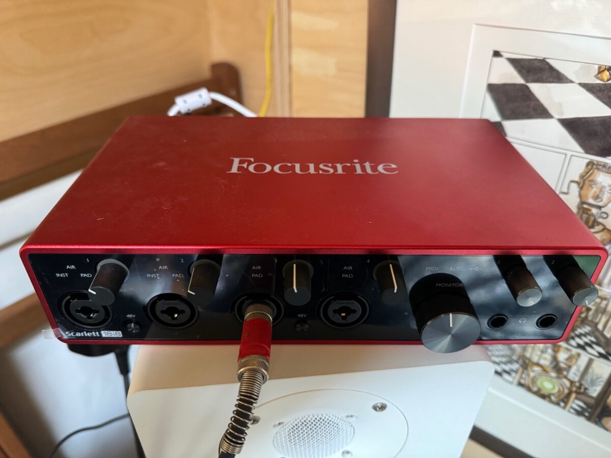 Focusrite Scarlett 18i8 Audio Interface & Cables