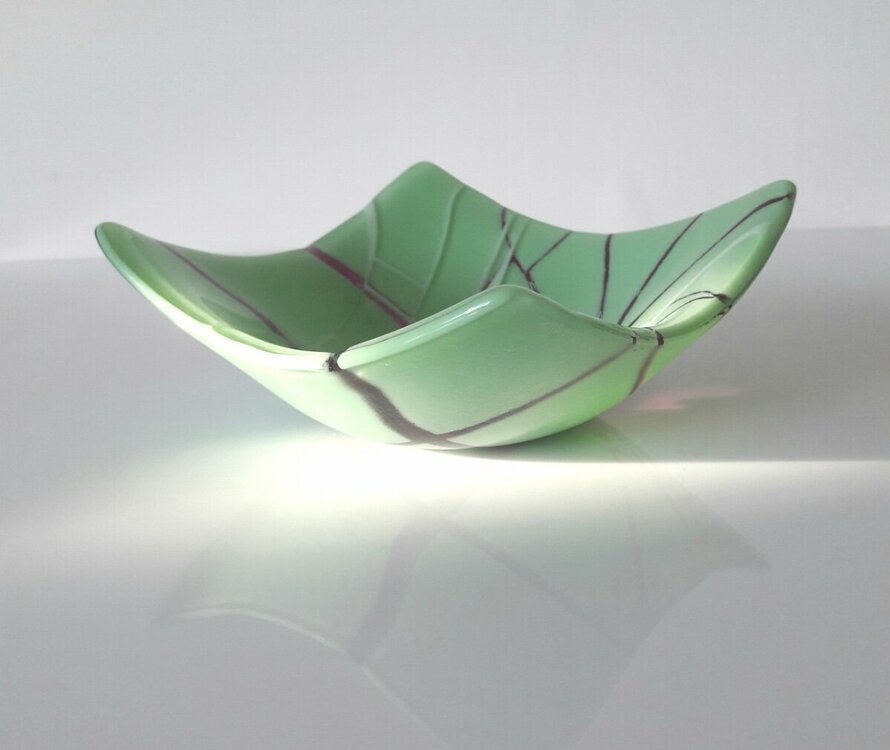 Janette Garthwaite Glass - Green Fractured Glow300 lo res.jpg