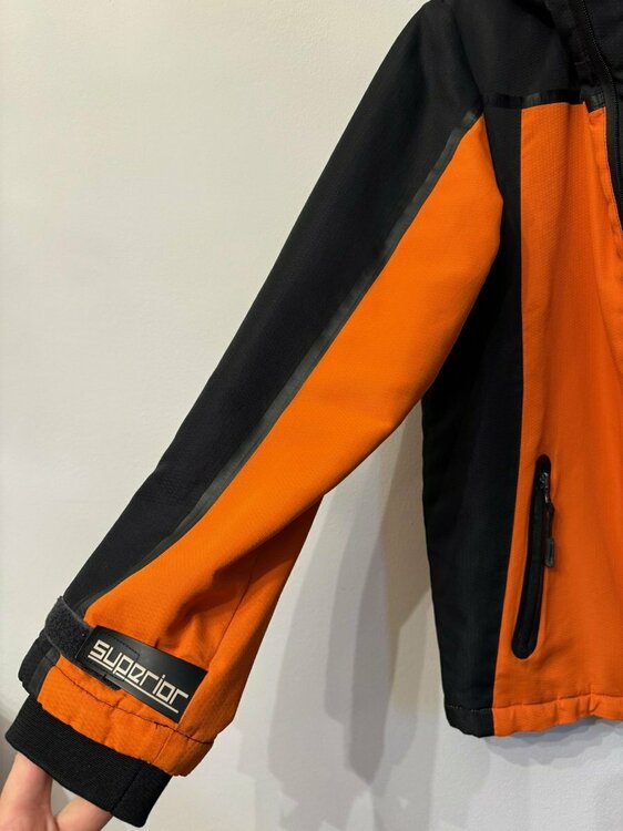 Orangejacket3.jpg