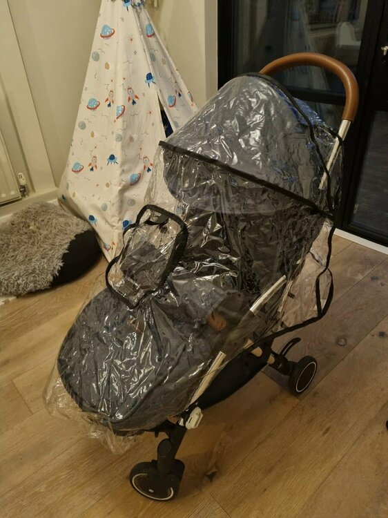 Ickle bubba rain cover.jpeg