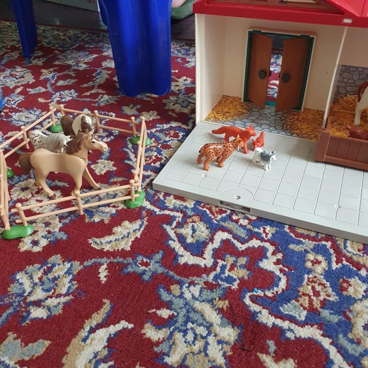 Set 3  - farmyard horses.jpg