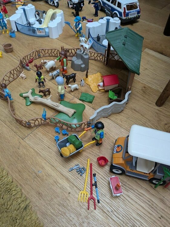 playmobile farm yard and zoo keeper.jpg
