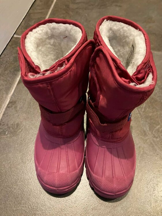 Snowboots 1.jpg