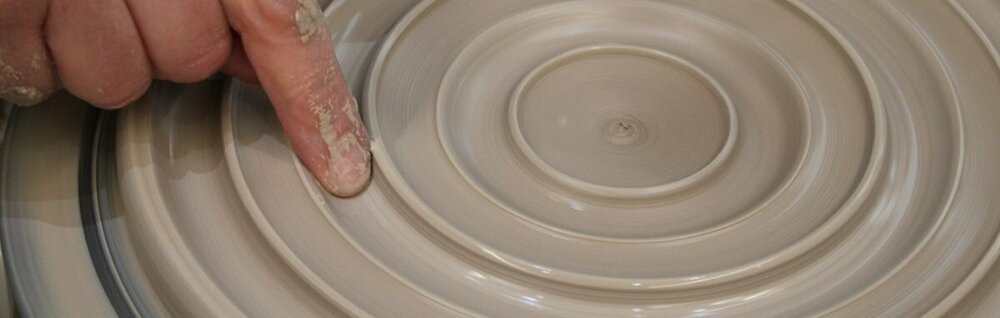 Throwing on a Batt TT banner.JPG