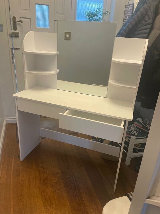 Dressing table.jpg