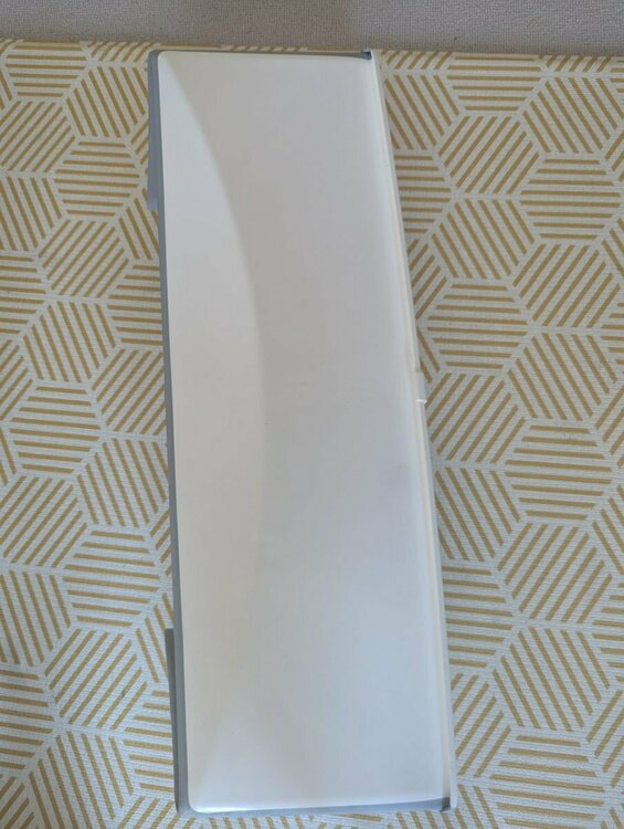 Stokke bath folded.jpeg