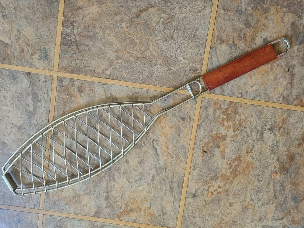 BBQ Fish basket.jpg