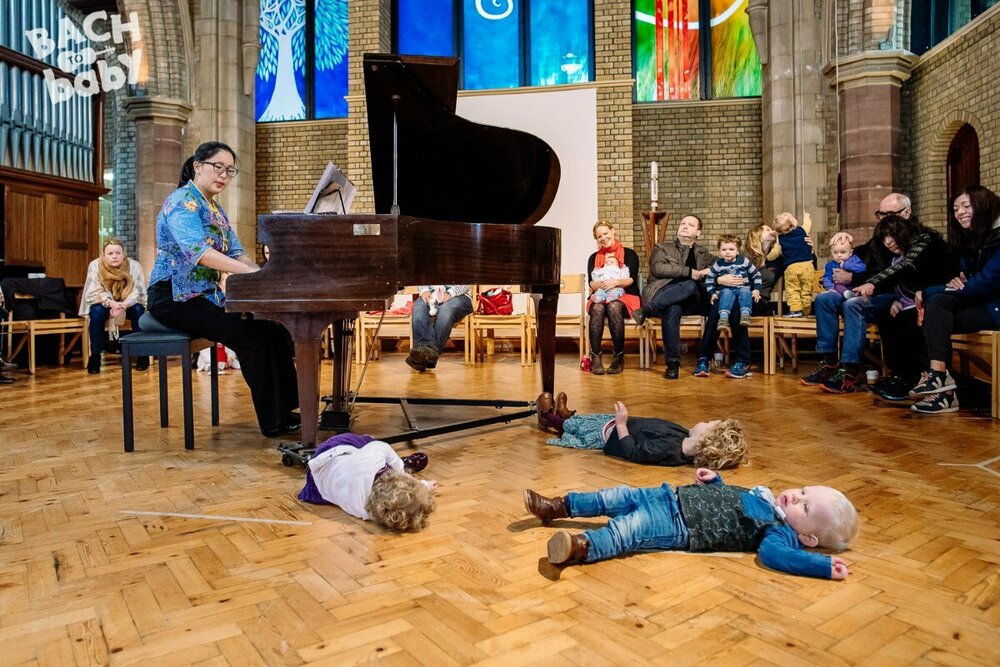 © Bach to Baby 2016_Alejandro Tamagno_Balham_2017-01-14 024 charis piano interaction.jpg