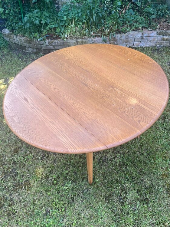 Ercol table 1.jpg