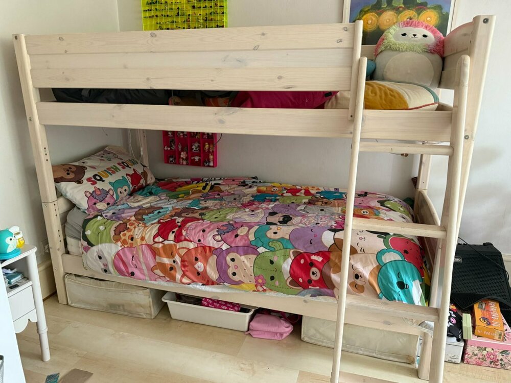 Bed 4.jpg