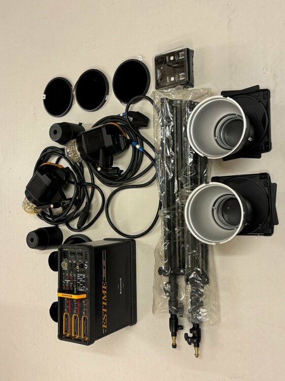 Bowens photo equipment.jpg