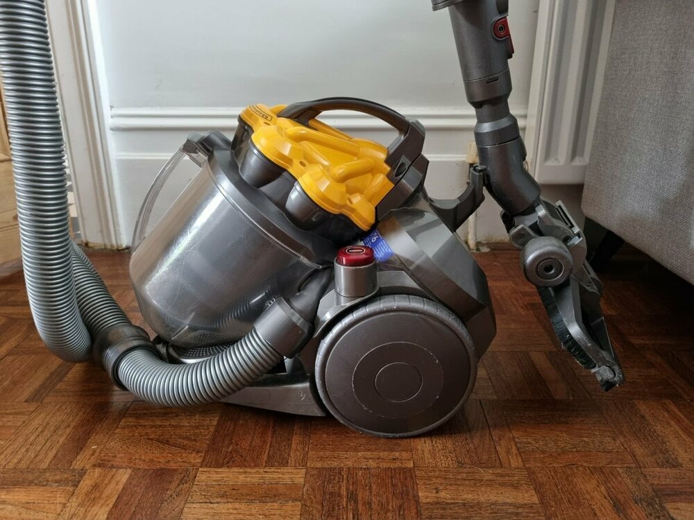 Dyson_02.jpg
