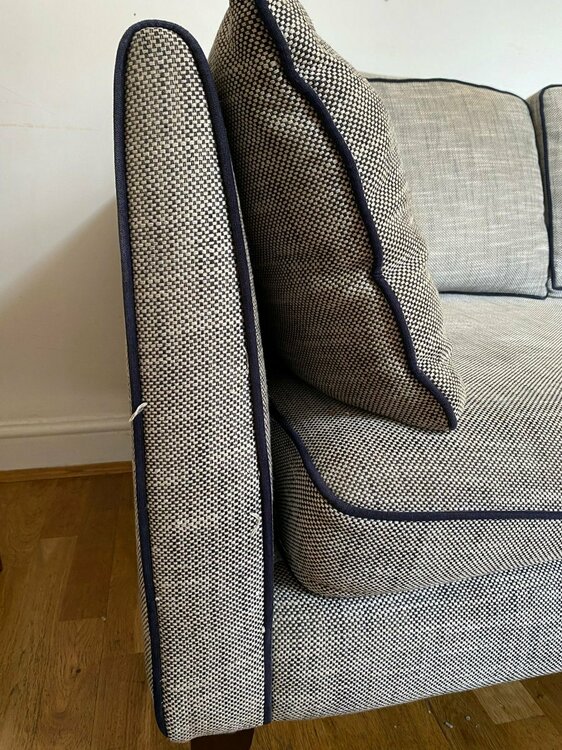 WhatsApp Image 2025-08-05 at 14.18.13 (2).jpeg