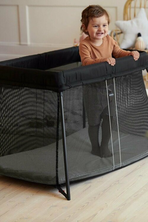 040280-travel-crib-light-black-2020-babybjorn-2_1500x_30f3bb87-1f38-4112-b15c-5ea566a9842c.jpeg
