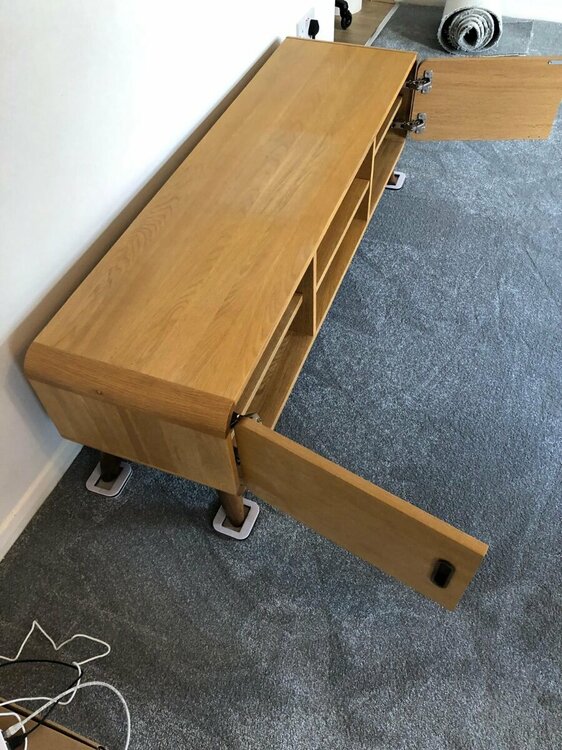 WhatsApp Image 2025-08-26 at 15.24.29-4.jpeg