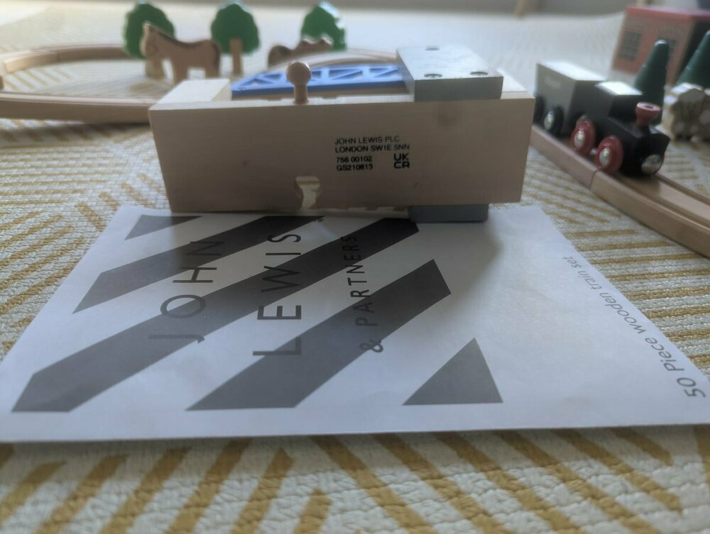 WhatsApp Image 2025-09-27 at 16.42.59.jpeg