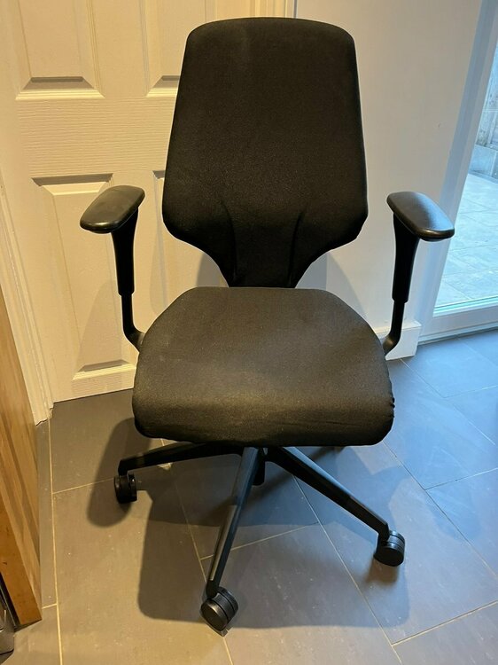 Chair 1.JPEG