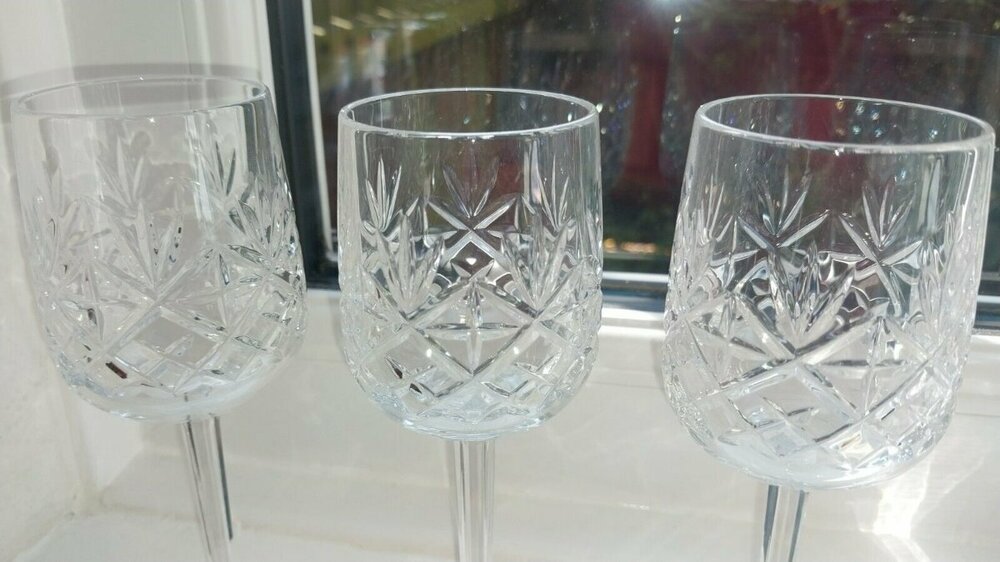 Edinburgh Internation Crystal Wine Glasses2.jpg