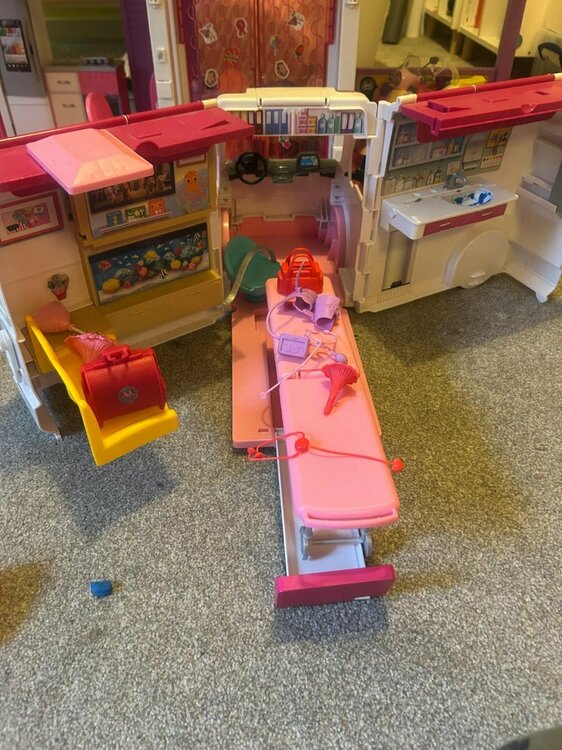 WhatsApp Image 2025-11-14 at 16.13.39.jpeg