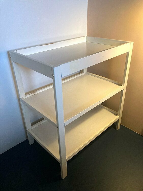 changing table.jpg