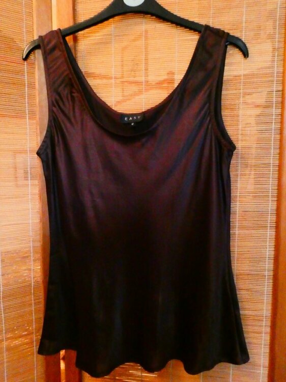 Garment 2.East.size 12.100% silk.JPG