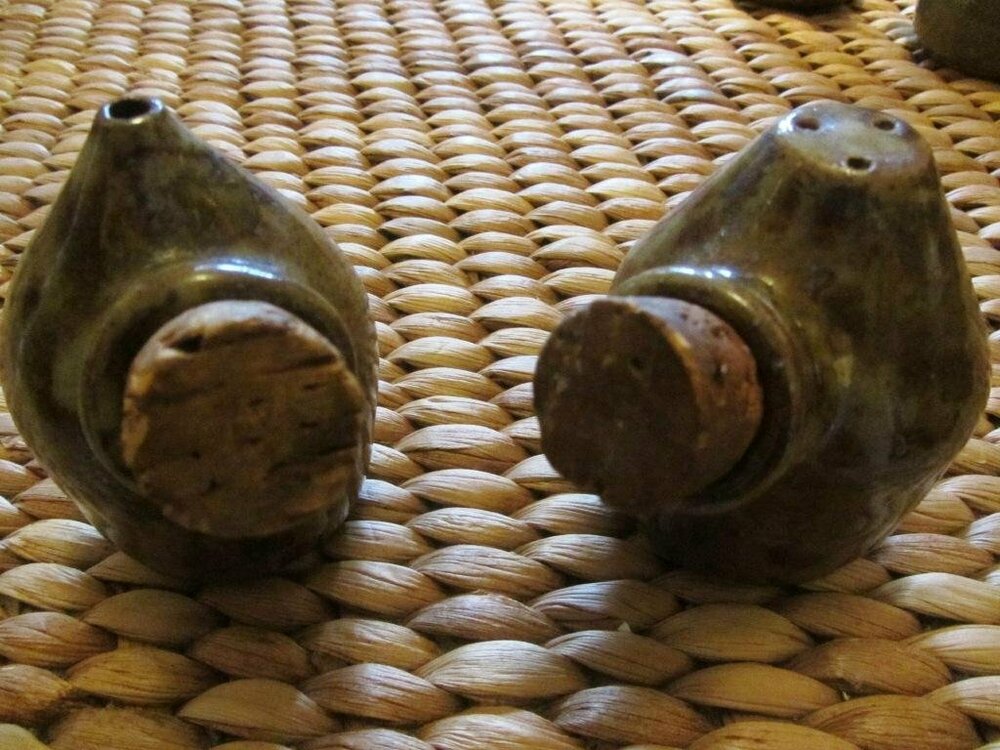 SEt 2.Aylesford Friars cruet set (1).JPG