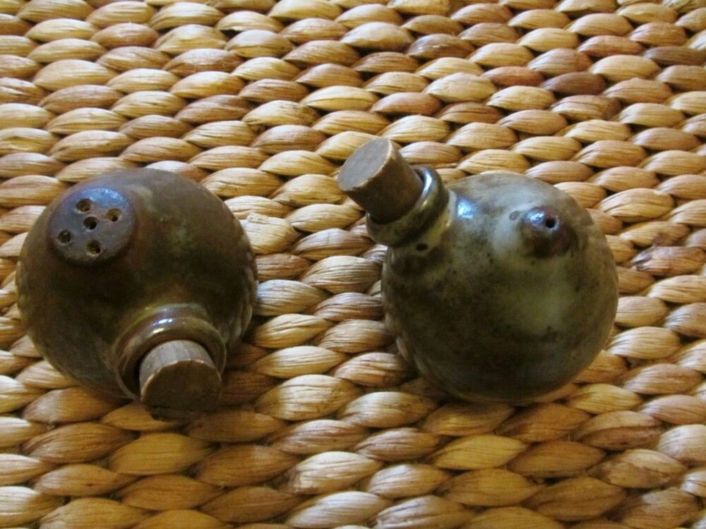 Set 1. Aylesford Friars cruet set (1).JPG