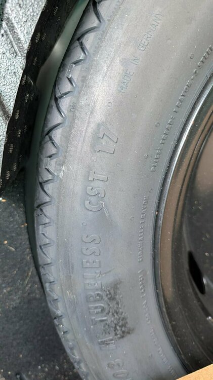 20251229_Tyre 02 lr.jpg