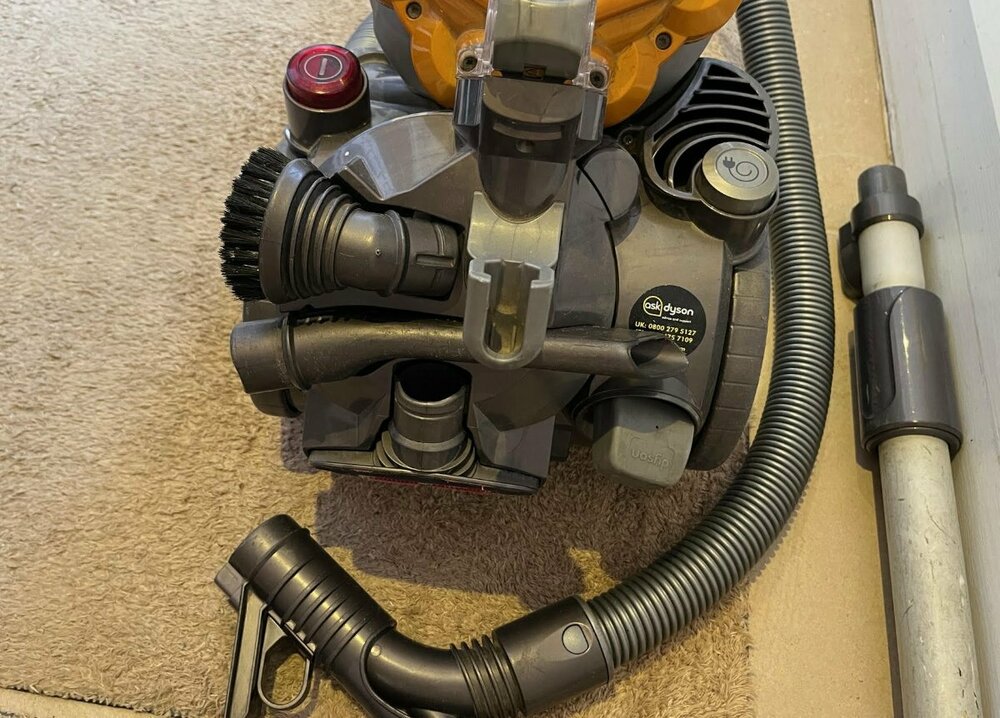 Dyson 3.jpg