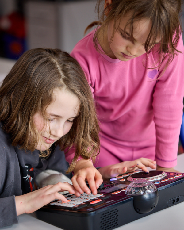 Insta - PressExternal Networks  - FHT 2026 (4).png