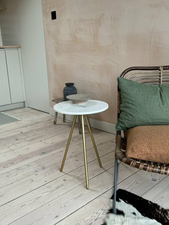 Swoon side table.jpg